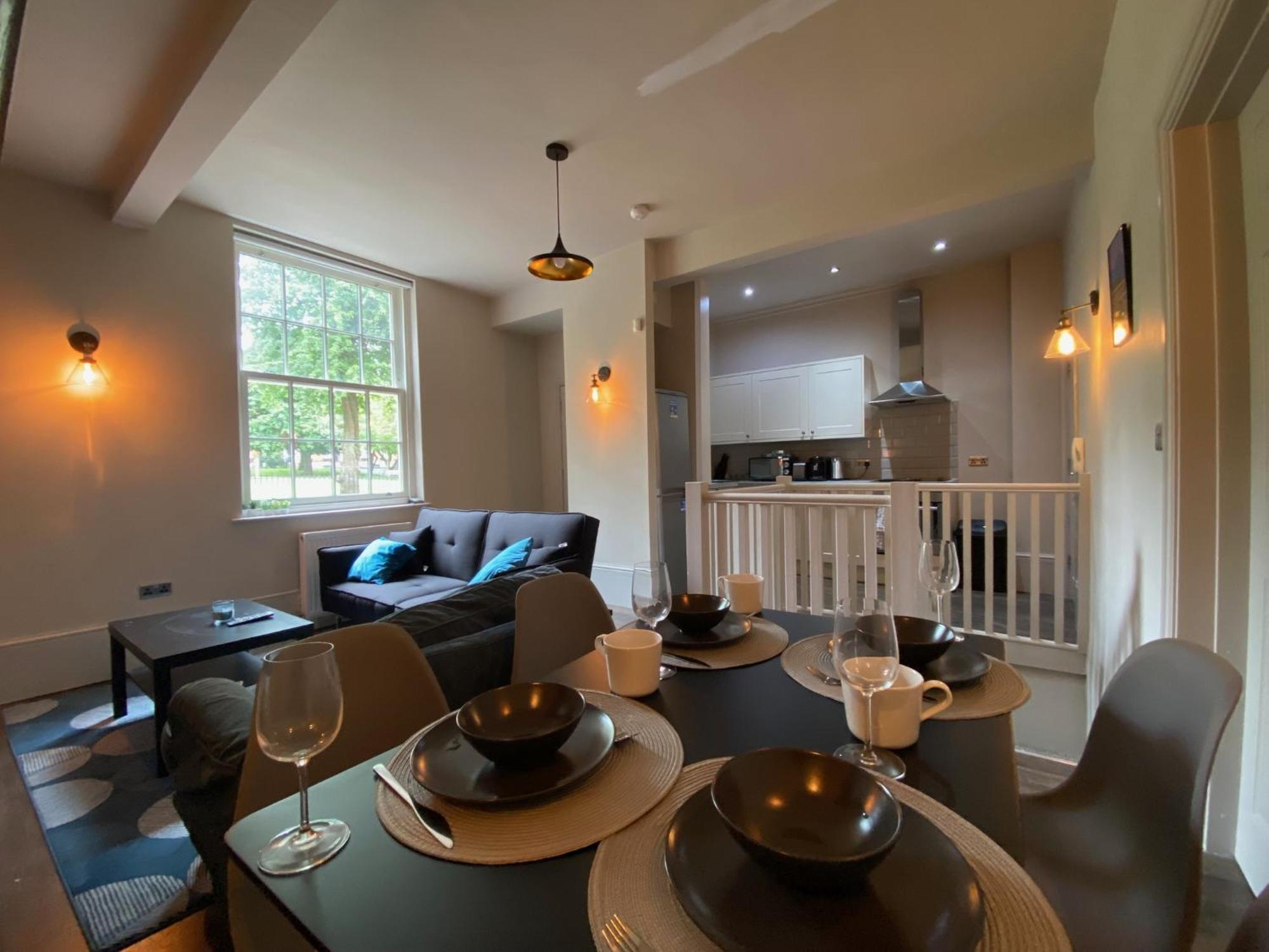 Stunning King Suite Apartment In The Heart Of Leeds City Center エクステリア 写真