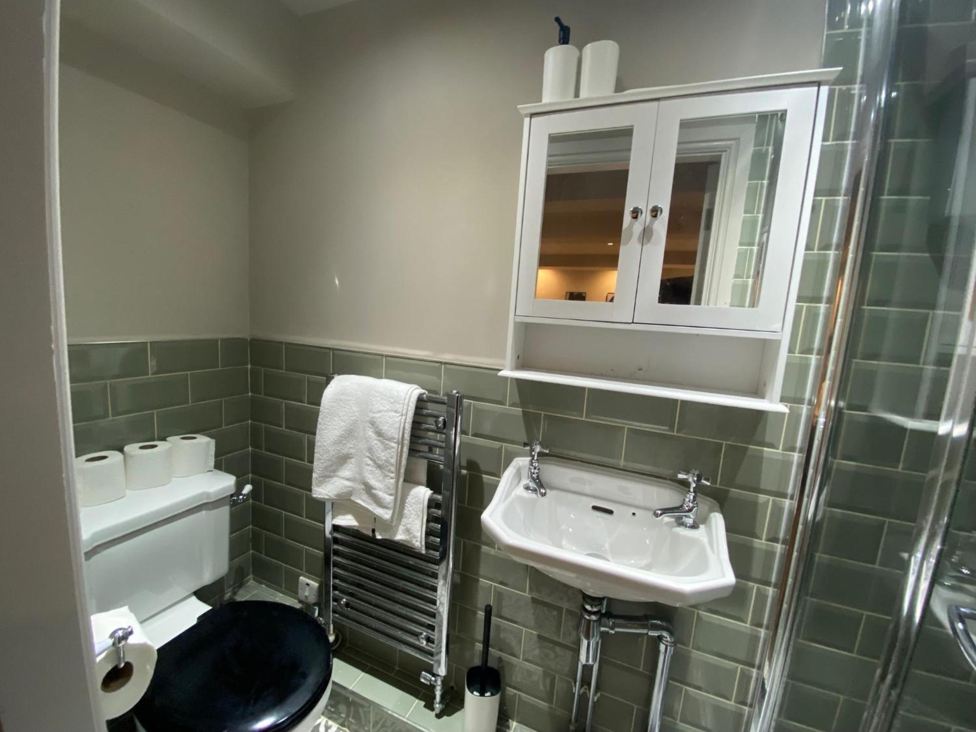 Stunning King Suite Apartment In The Heart Of Leeds City Center エクステリア 写真