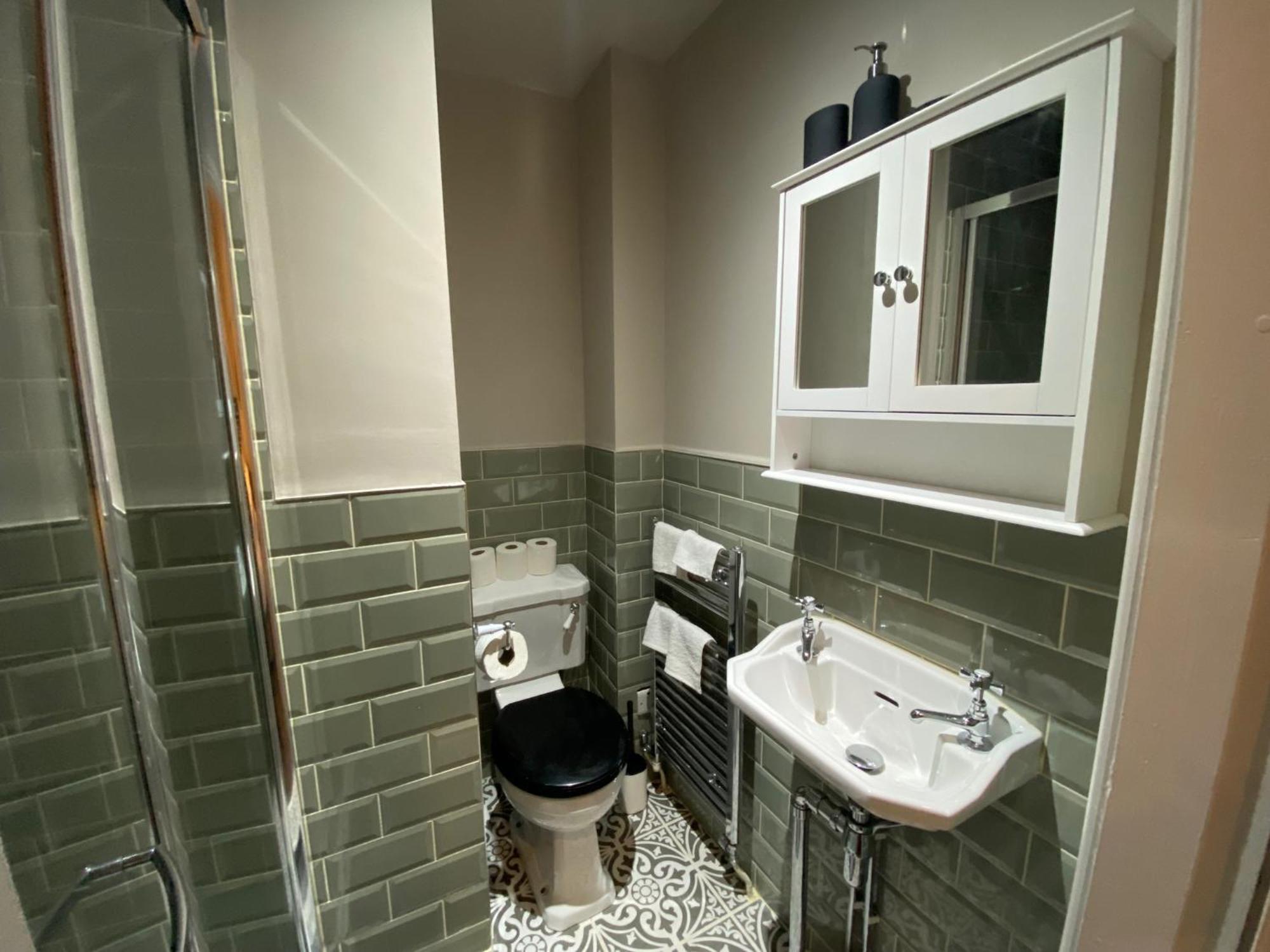 Stunning King Suite Apartment In The Heart Of Leeds City Center エクステリア 写真
